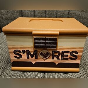 Hershey's Deluxe S'mores Empty Sturdy Plastic Box